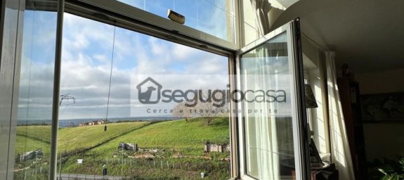 4 bedrooms Apartment in Rome, Italy No. 321619 6