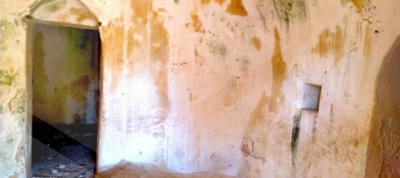 Дом с 4 комнатами в Монополи, Италия № 17249 11