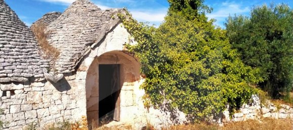 Дом с 4 комнатами в Монополи, Италия № 17249 3