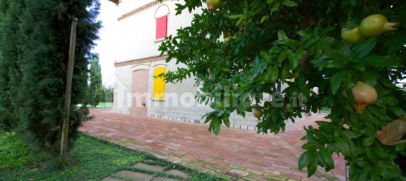 4 bedrooms Villa in Novellara, Italy No. 335954 10