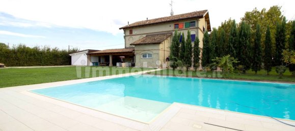 4 bedrooms Villa in Novellara, Italy No. 335954 14