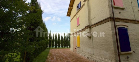 4 bedrooms Villa in Novellara, Italy No. 335954 7