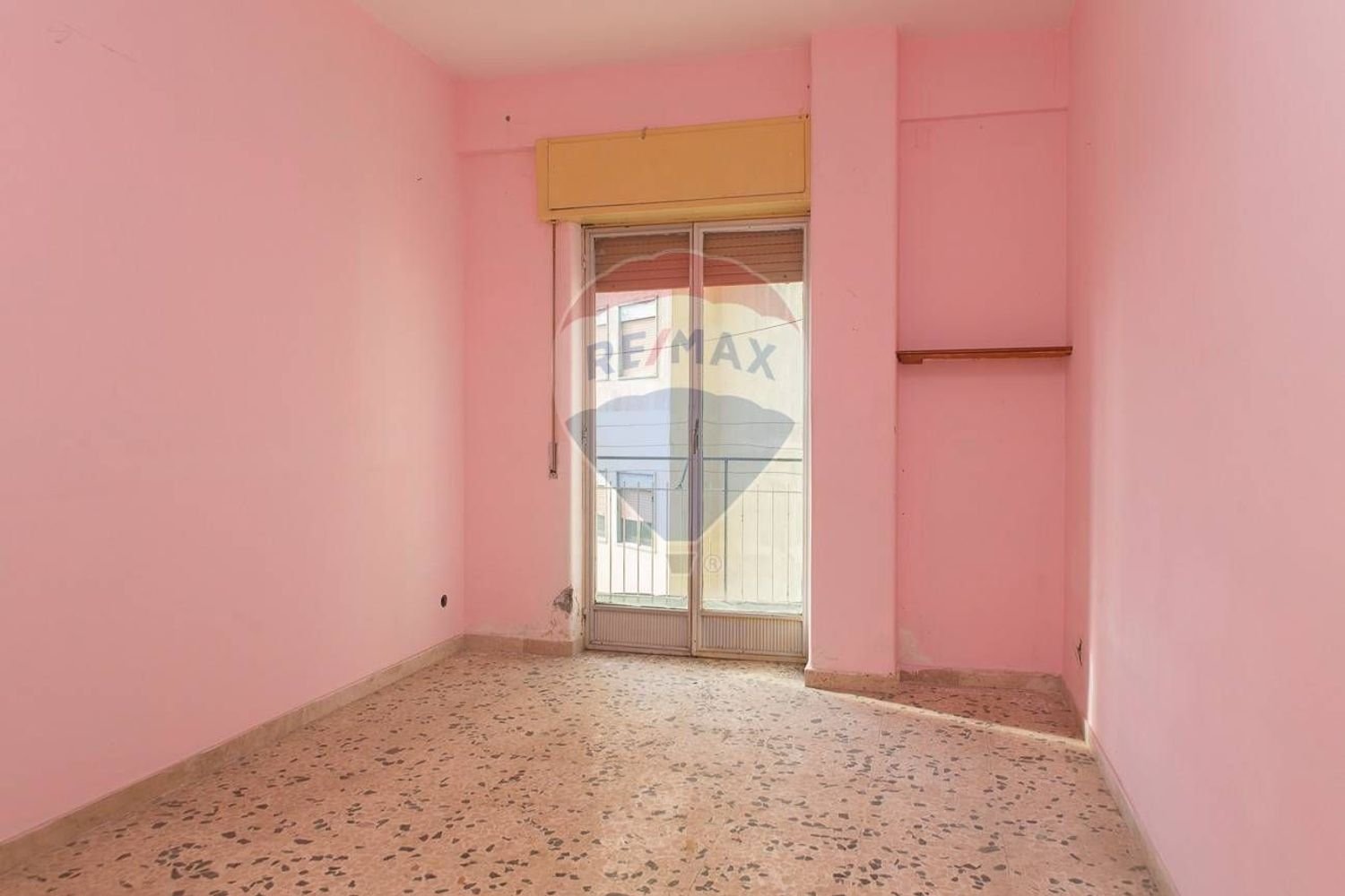 3 rooms Apartment in Valverde, Italy No. 232485