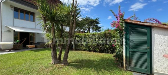 3 bedrooms House in Montignoso, Italy No. 216525 23