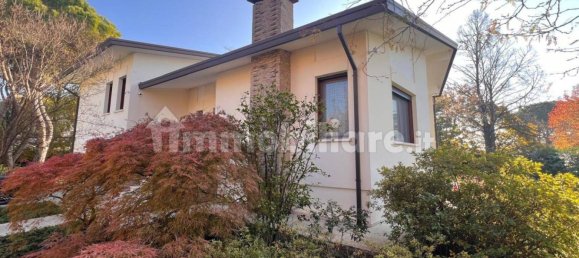 4 bedrooms Villa in Annone Veneto, Italy No. 66008 7