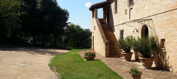 8 rooms House in Grottazzolina, Italy No. 153144 6