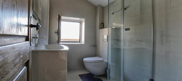 5 bedrooms Commercial property in Budva, Montenegro No. 144 15