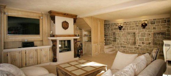 5 bedrooms Commercial property in Budva, Montenegro No. 144 6