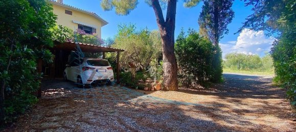 5 rooms Apartment in Cecina, Italy No. 20491 5