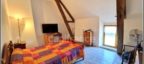 Casa T4 em Villeneuve-au-Chemin, France N.º 54980 3