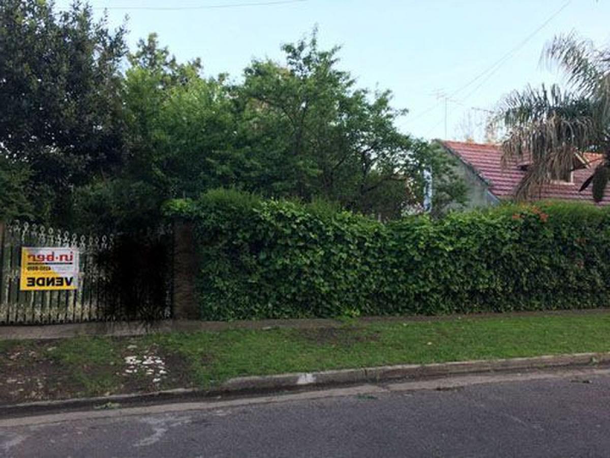  Land in Berazategui, Argentina No. 42154