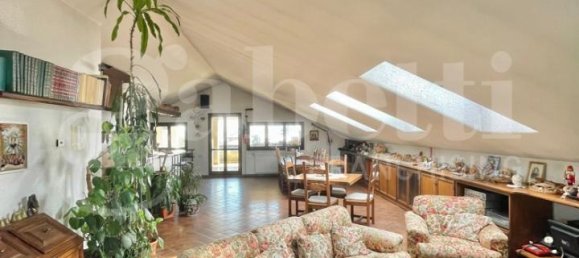 Penthouse de 9 divisões em Senago, Italy N.º 38722 18