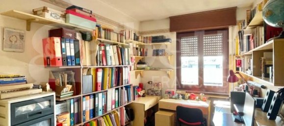 Penthouse de 9 divisões em Senago, Italy N.º 38722 8