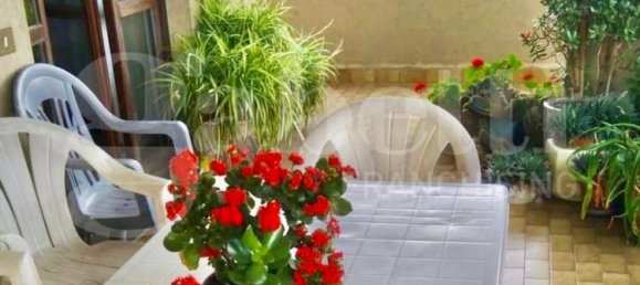 Penthouse de 9 divisões em Senago, Italy N.º 38722 15