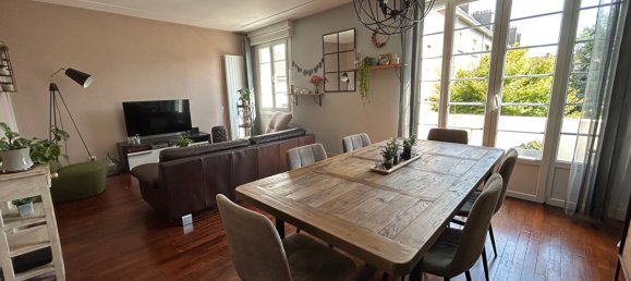 Casa de 8 habitaciónes en Calais, France No. 364100 2