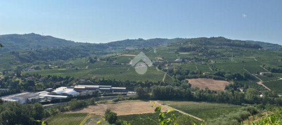 Casa de 4 habitaciónes en Santo Stefano Belbo, Italy No. 298786 12