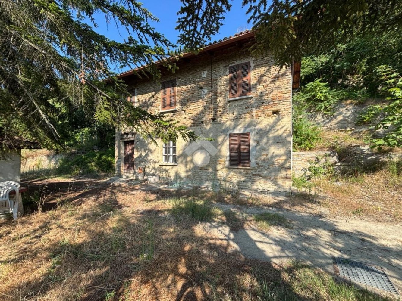 Casa de 4 habitaciónes en Santo Stefano Belbo, Italy No. 298786