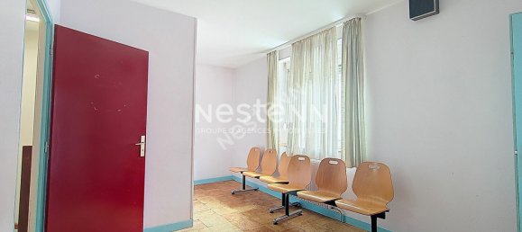 Здание с 24 комнатами в Везелиз, Франция № 158341 10