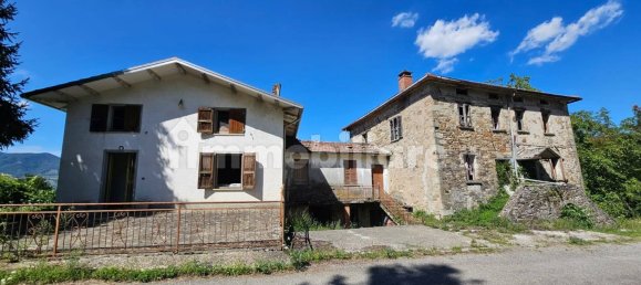 3 bedrooms Villa in Varsi, Italy No. 285533 8