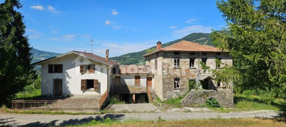 3 bedrooms Villa in Varsi, Italy No. 285533 10