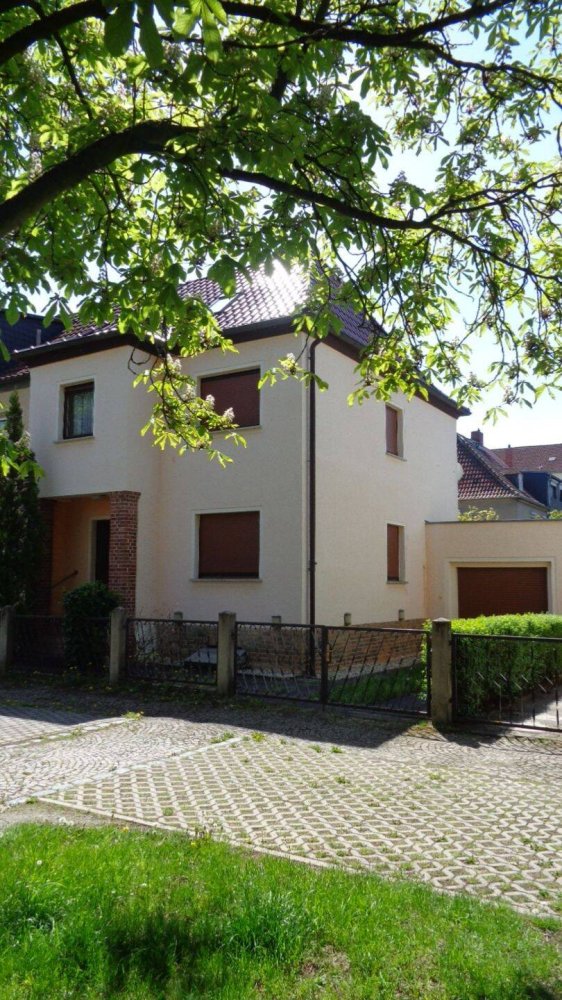4-Zimmer Stadthaus in Burgenlandkreis, Germany, Nr. 332592