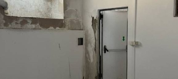 12m² Commercial property in Florence, Italy No. 257923 5