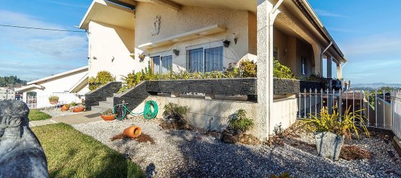 5 bedrooms House in Santa Maria da Feira, Portugal No. 25369 3