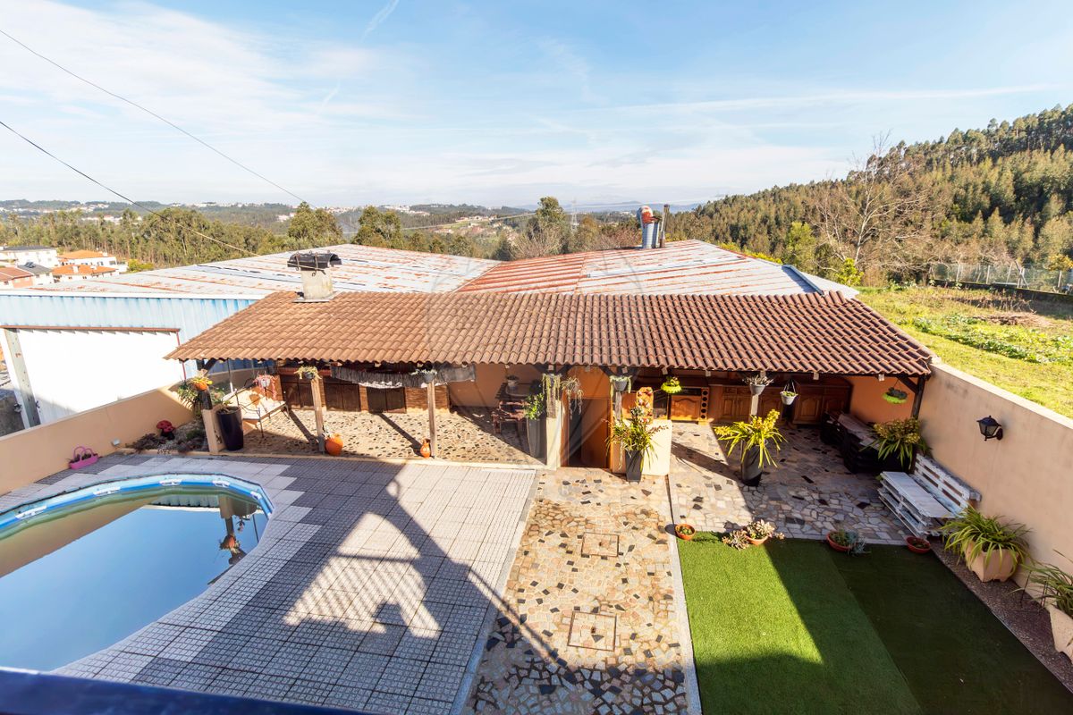 5 bedrooms House in Santa Maria da Feira, Portugal No. 25369