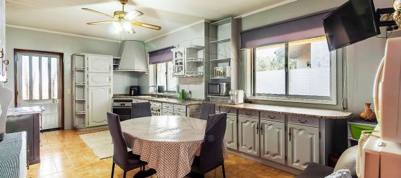 5 bedrooms House in Santa Maria da Feira, Portugal No. 25369 13