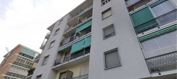 2 rooms Apartment in Nichelino, Italy No. 207199 3