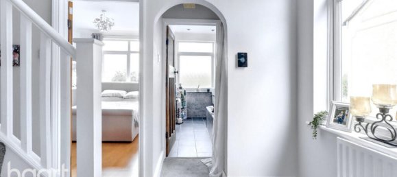 3 bedrooms House in Rainham, United Kingdom No. 4842 28