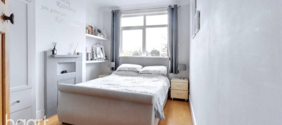 3 bedrooms House in Rainham, United Kingdom No. 4842 32