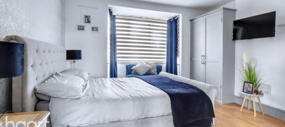 3 bedrooms House in Rainham, United Kingdom No. 4842 10