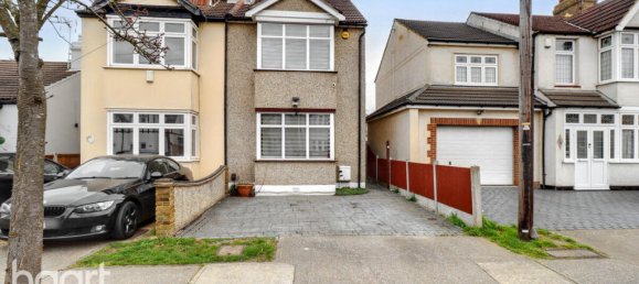 3 bedrooms House in Rainham, United Kingdom No. 4842 22