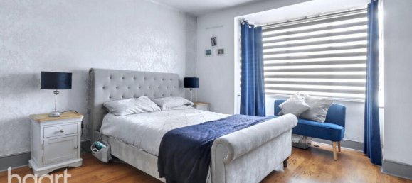 3 bedrooms House in Rainham, United Kingdom No. 4842 11