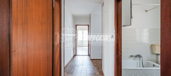 4 bedrooms Duplex in Baricella, Italy No. 362376 25