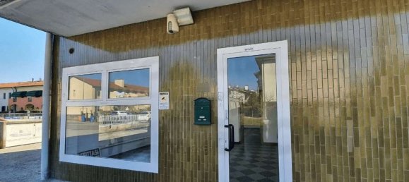71m² Commercial property in Preganziol, Italy No. 287638 3