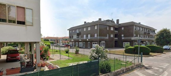 71m² Commercial property in Preganziol, Italy No. 287638 27
