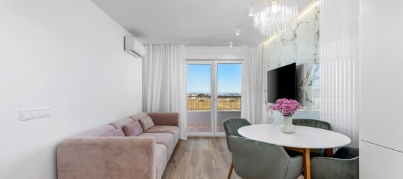 Apartamento de 2 dormitorios en Alicante, Spain No. 186378 19