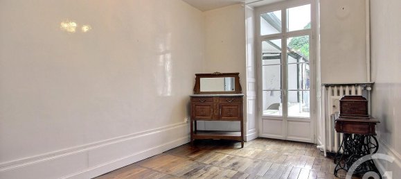 3 bedrooms House in Blois, France No. 88290 7