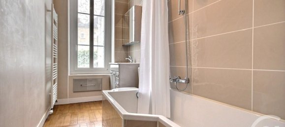 3 bedrooms House in Blois, France No. 88290 8