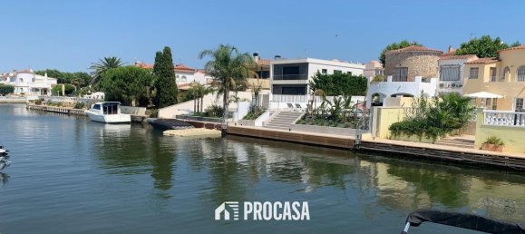 2 bedrooms House in Empuriabrava, Spain No. 146242 59