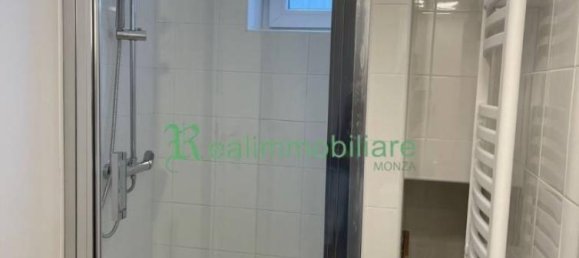 Apartamento de 2 divisões em Monza, Italy N.º 36714 8