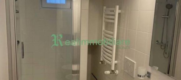 Apartamento de 2 divisões em Monza, Italy N.º 36714 16