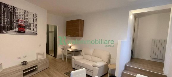 Apartamento de 2 divisões em Monza, Italy N.º 36714 14