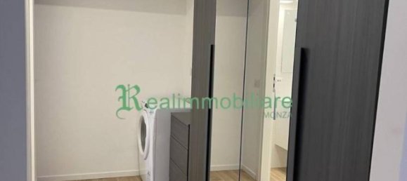 Apartamento de 2 divisões em Monza, Italy N.º 36714 9