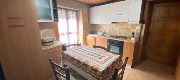 8 rooms House in Issogne, Italy No. 86718 16