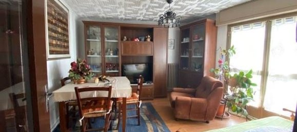 8 rooms House in Issogne, Italy No. 86718 14