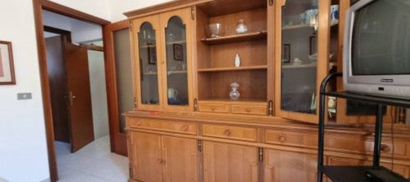 10-Zimmer Doppelhaus in San Pietro Avellana, Italy, Nr. 237996 12