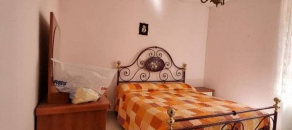 10-Zimmer Doppelhaus in San Pietro Avellana, Italy, Nr. 237996 20